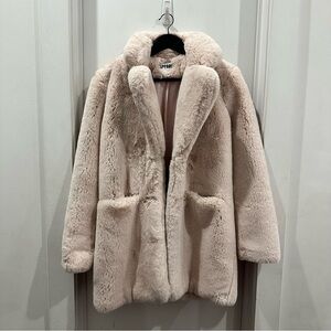 Apparis Sophie Blush